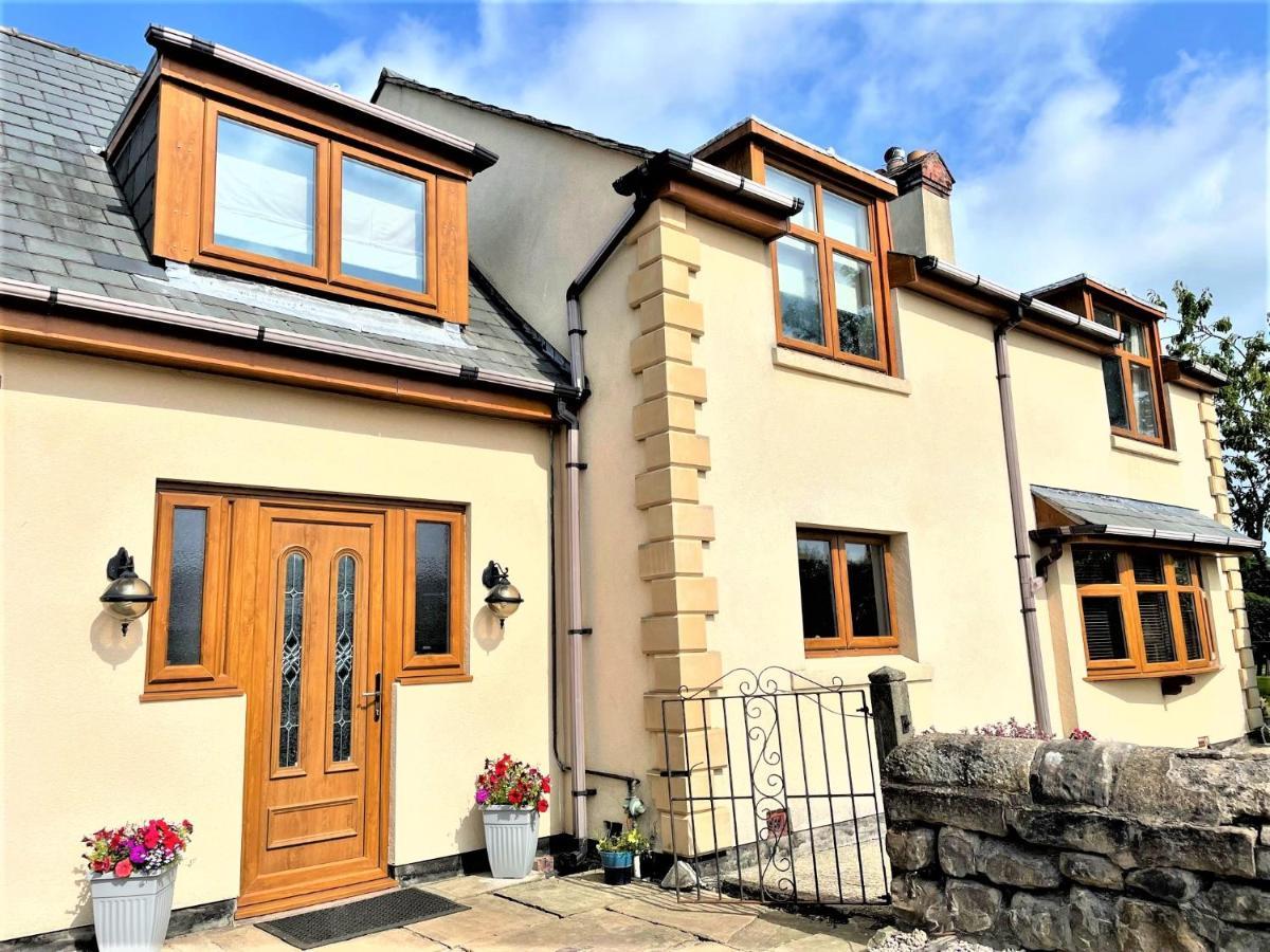 Abbey Farm House Ormskirk Exterior photo